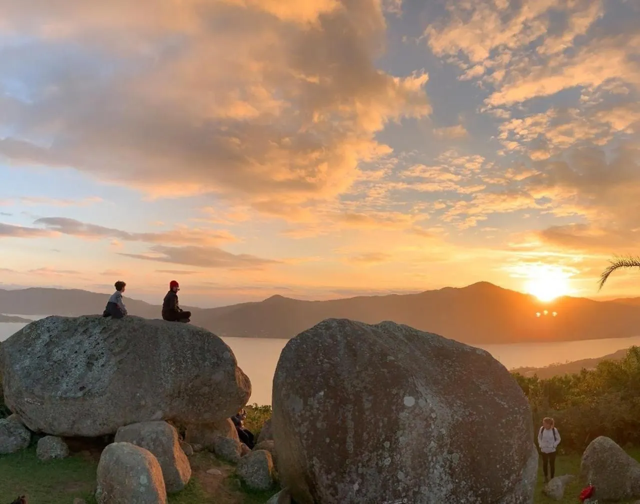 Nomades Beach - Adventure Hostels & Coworking Florianópolis Brasil