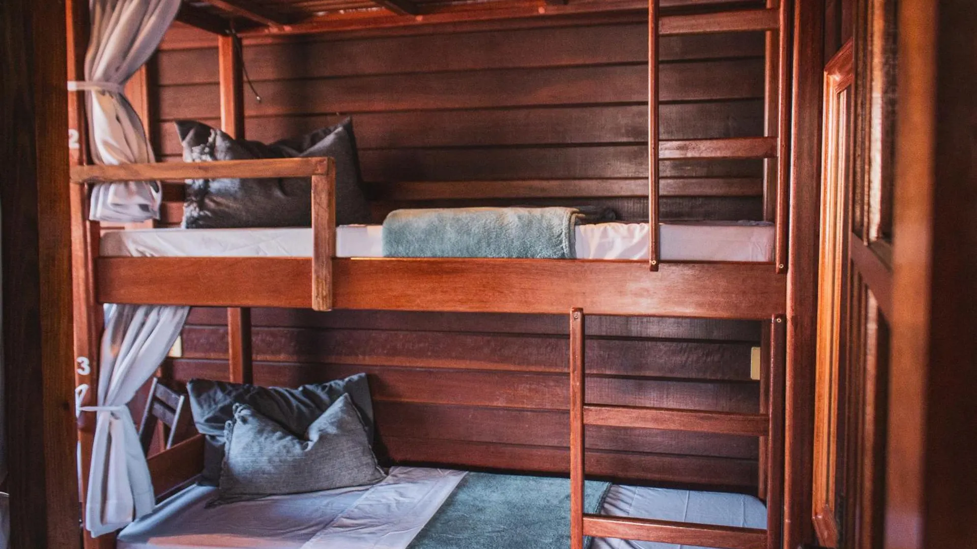 Nomades Beach - Adventure Hostels & Coworking Florianopolis Brazil