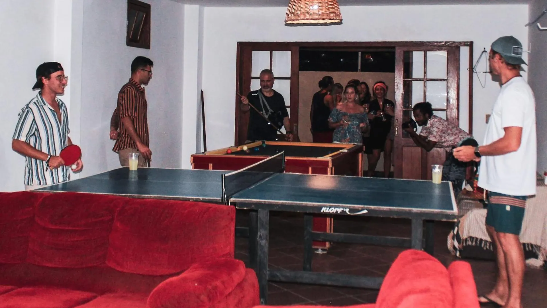Nomades Beach - Adventure Hostels & Coworking Florianópolis Brasil