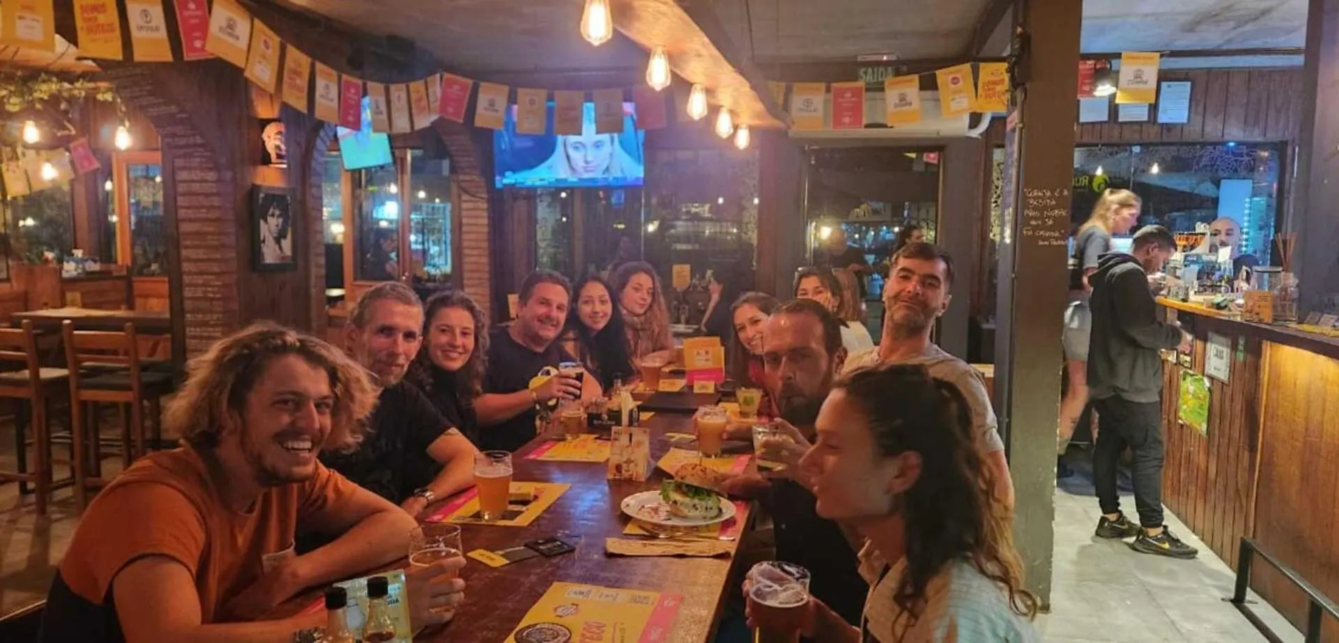 Nomades Beach - Adventure Hostels & Coworking Florianópolis
