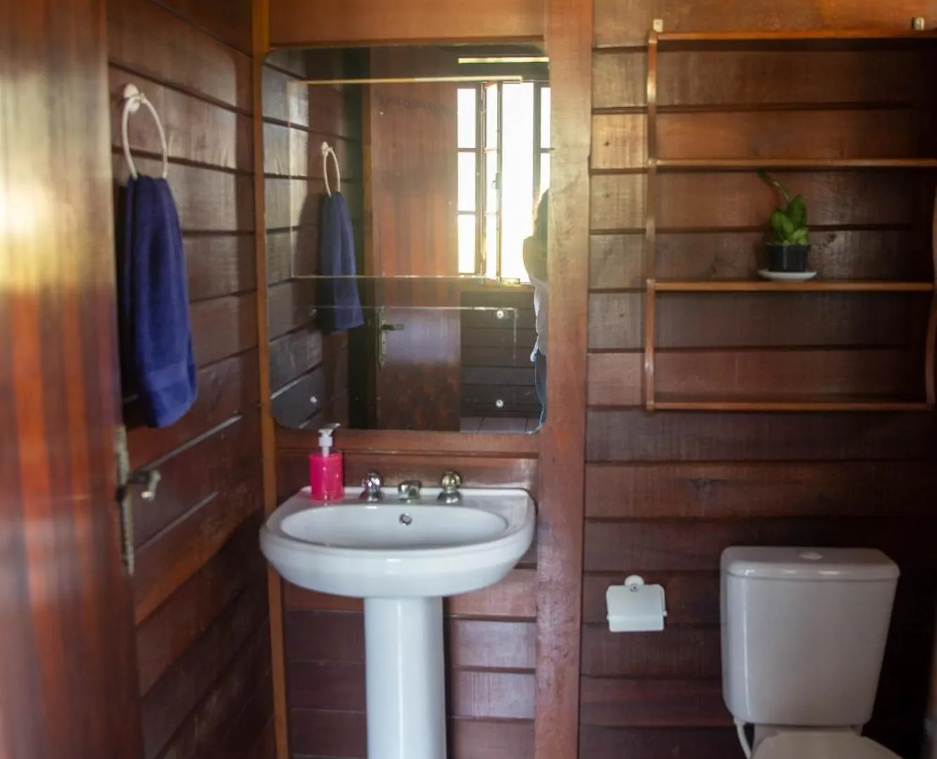 Nomades Beach - Adventure Hostels & Coworking Florianópolis