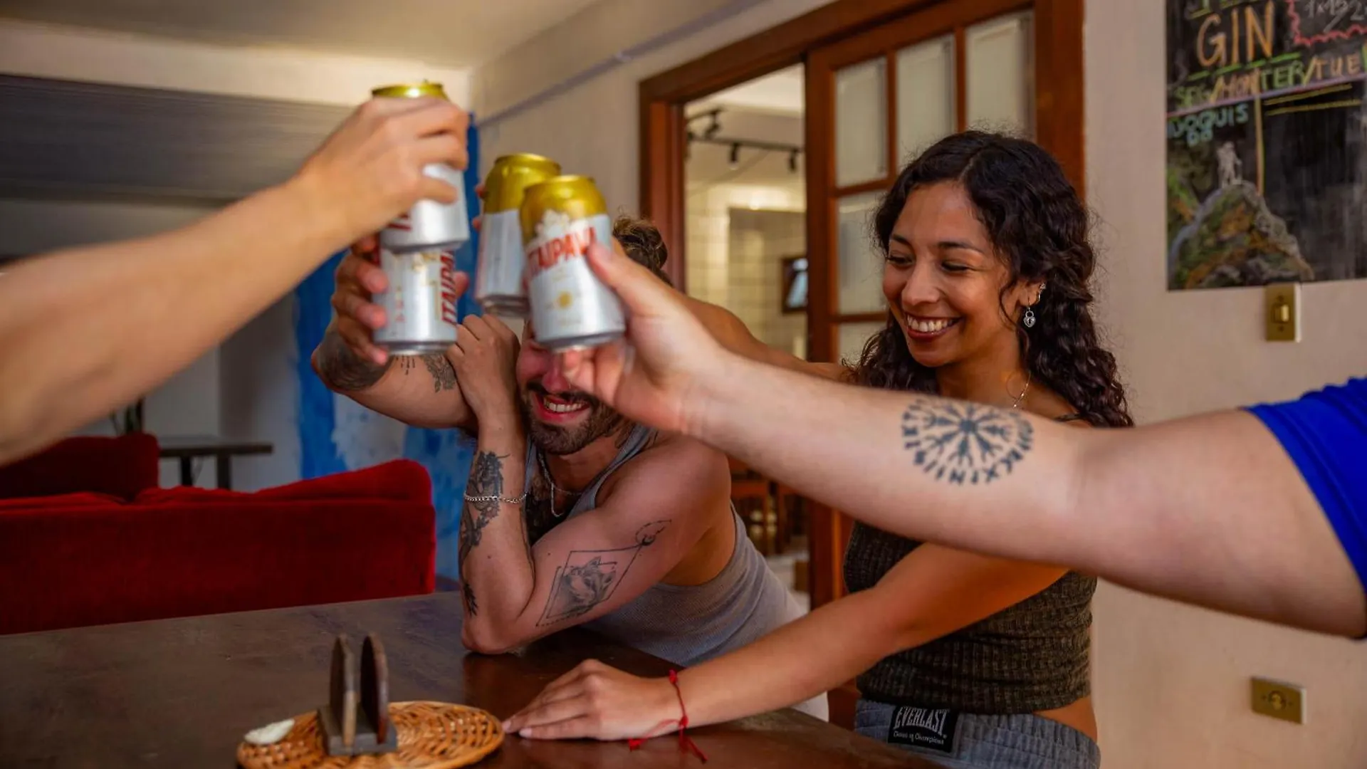 Nomades Beach - Adventure Hostels & Coworking Florianópolis